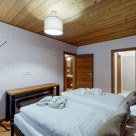 Indianne Apartment *
